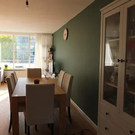 Cozy 2 Bedroom Away From * Amsterdam